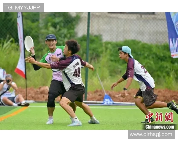 深圳飞盘队的防守体系解析与飞盘战术的深度探讨 深圳飞盘队的防守体系解析与飞盘战术的深度探讨